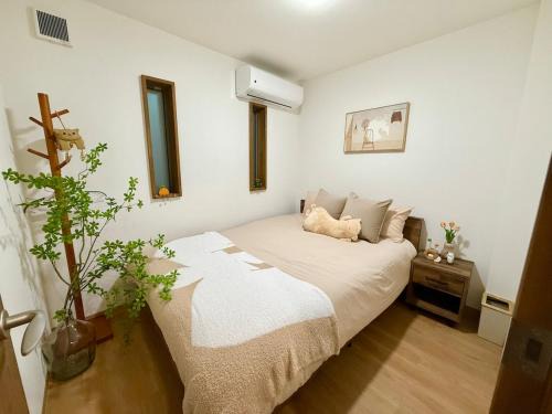 Tennoji Apartment | Walking distance to Osaka Castle Park Located in Osaka's residential area 3-5 minutes on foot to the station Direct access to Shinsaibashi and Tsūtenkaku 2 toilet and 2 bathrooms