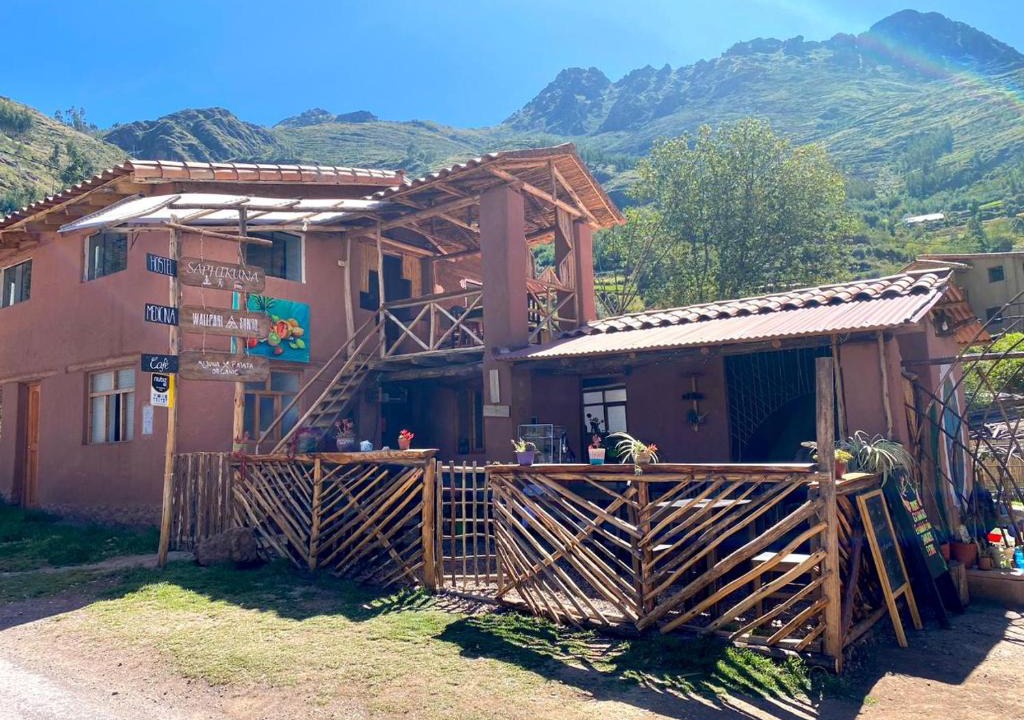 Pisac Cabin | Wallpari Sonqo temazcal hostel Comunidad