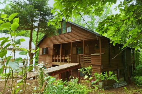 Minakami House | Warm Spacious Forest Chalet & Private Onsen