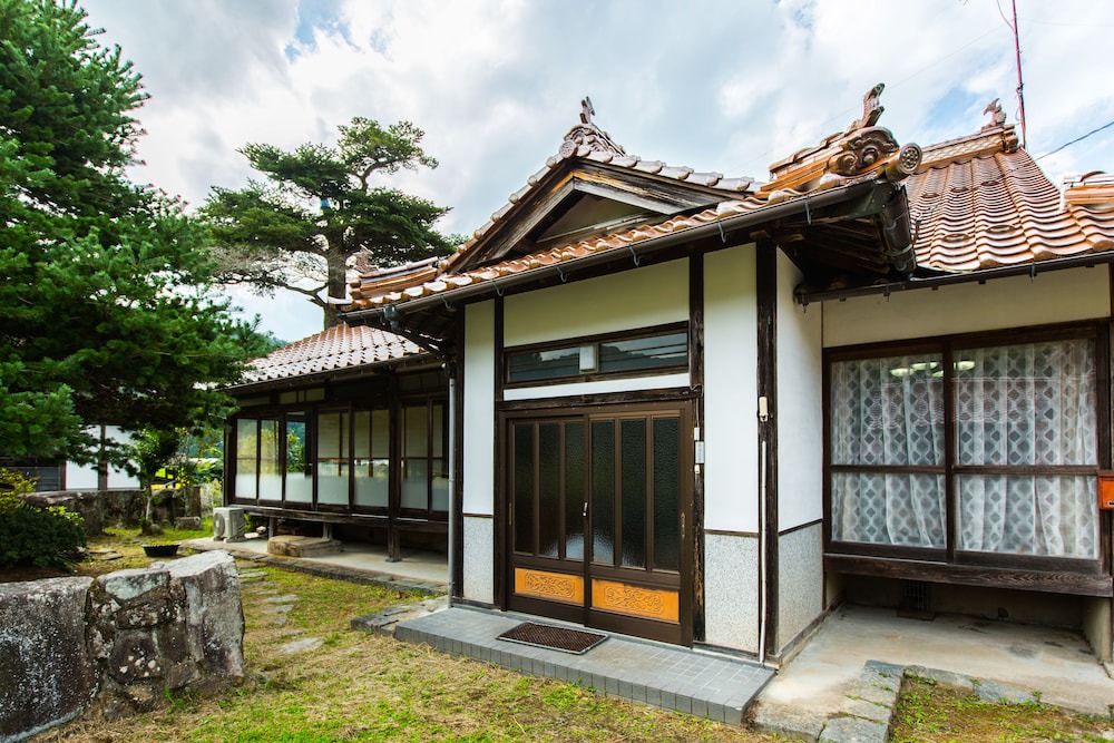 Akitakata Hotel | Wealthy Farmer's House