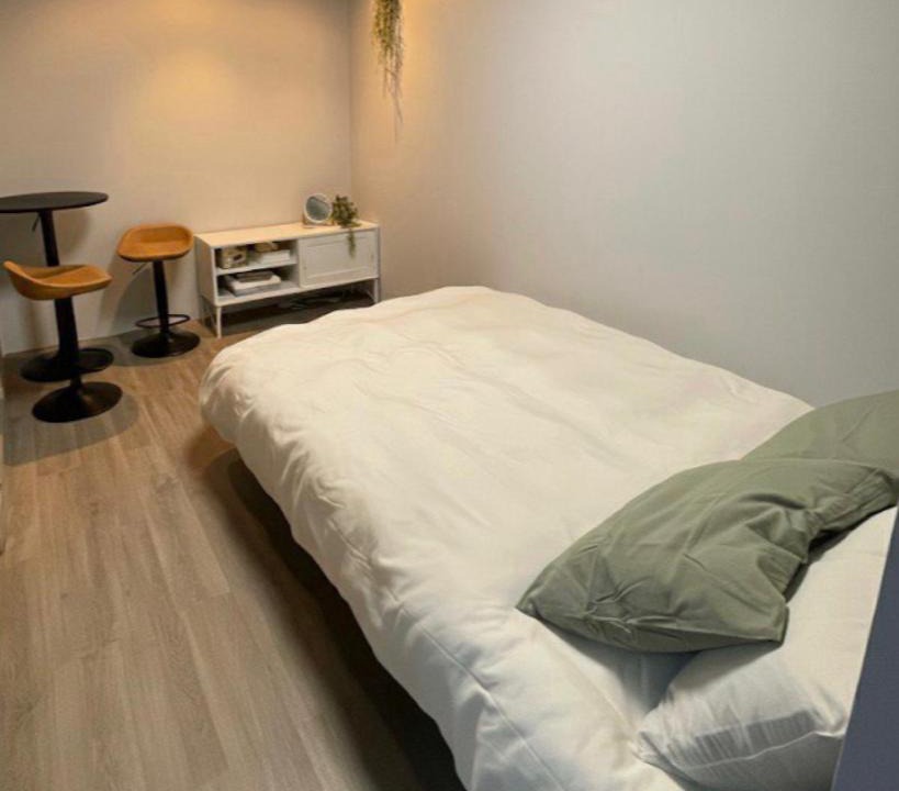 Nishi-Shinjuku Apartment | west16