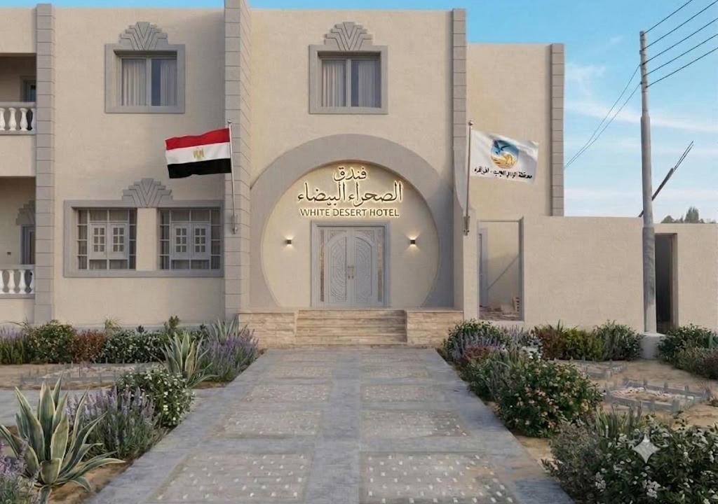 Qasr al Farafirah Hotel | White Desert Hotel