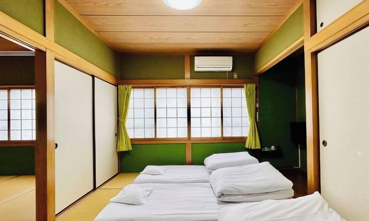 Tsubaki Onsen Hotel | Yado Sandanya