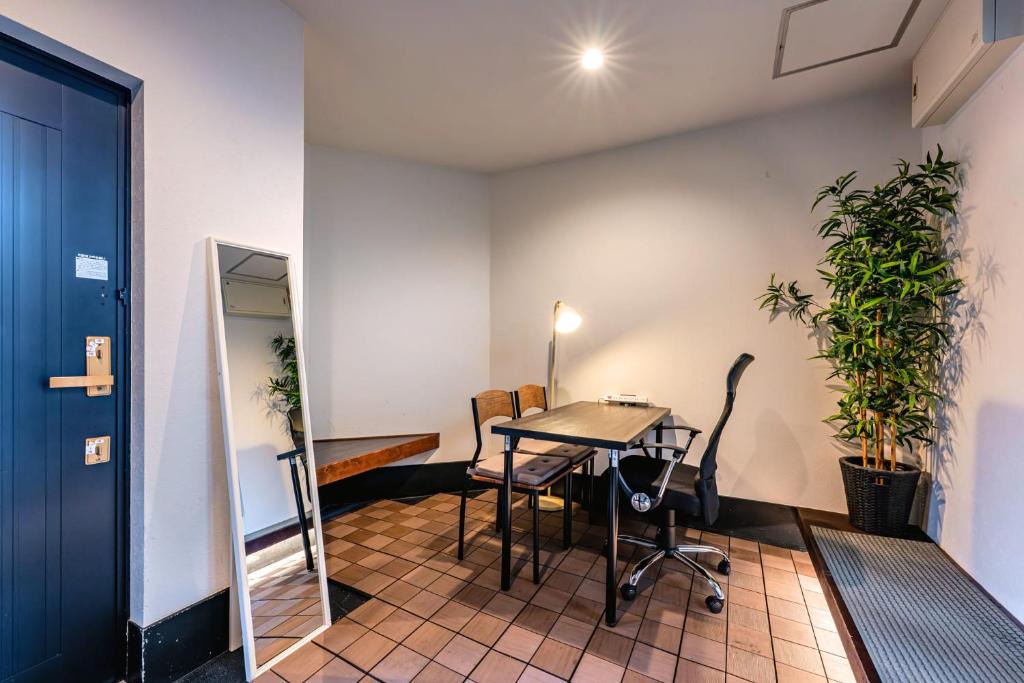 Ikuno Apartment | YAGARA TERRACE HOUSE OSAKA Room A