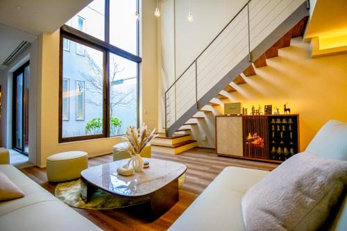 Yoichi Villa | Yoichi Nap