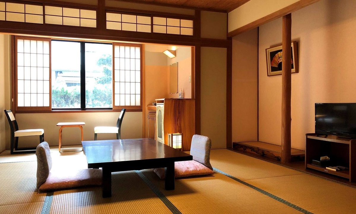 Okutsu Onsen Hotel | Yuraku