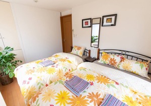 70 m² Hotel ∙ 3 bedrooms ∙ 9 guests in 3 Chome-13 Kamiochiai