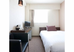 HOTEL day by day