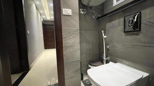 Agouza Apartment | F5 luxury Apartment - شقة فندقية فاخرة المهندسين