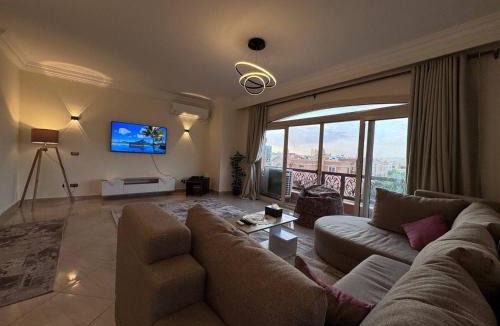 Sheikh Zayed City Apartment | شقة بموقع متميز في الشيخ زايد