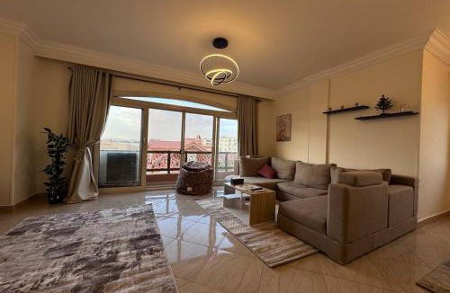 Sheikh Zayed City Apartment | شقة بموقع متميز في الشيخ زايد