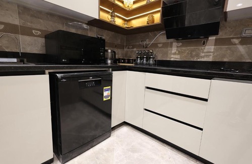 Al Alamayn Apartment | شقة عالية في السماء بغرفتي نوم في ذا جيت على مسافة سير على الأقدام إلى الشاطئ والمقاهي