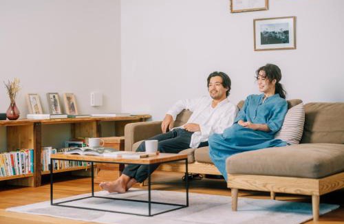 Komoro Villa | お子さま連れ歓迎 森のやさしいサウナ付き一棟貸し -ご家族ご夫婦限定-