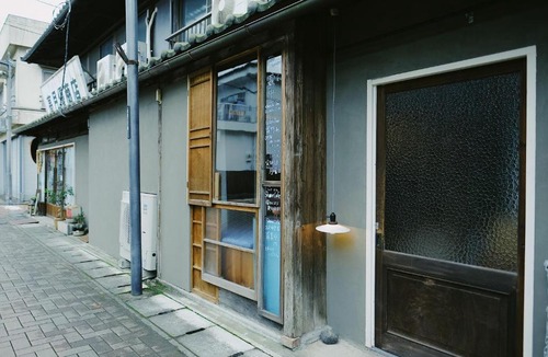 Ozu Hostel | はたご屋 霧中