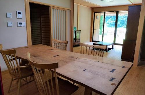 Nomi House | ひぐらし山荘
