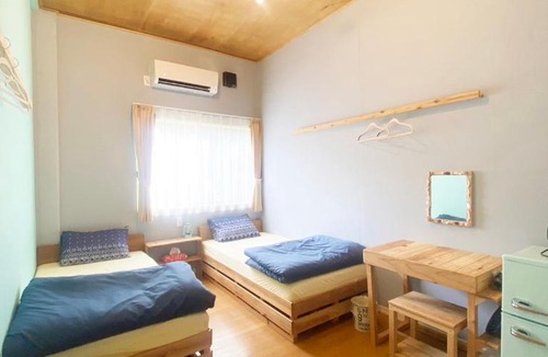 Akaogi Hostel | みーまん奄美