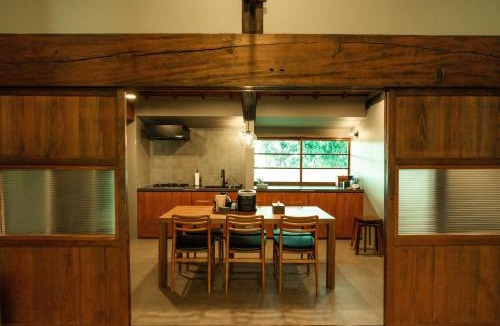 Hayama House | わたや Roopt葉山上山口 棚田散策付き 農作業体験と三浦半島の食を楽しむ一棟貸し古民家宿