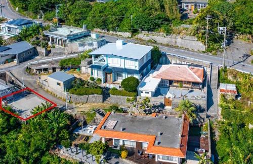 Okinawa House | オーシャンビュー古民家 和室付き最大6名 海を望む癒しの一棟貸し Parking3台 喜安の家