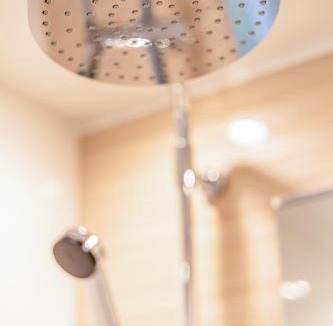 Yonabaru Apartment | オーシャンビュー 窓から見える景色を想い出に The琉球タワー 10C