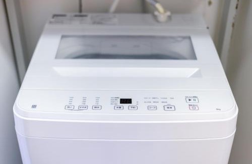 Yonabaru Apartment | オーシャンビュー 窓から見える景色を想い出に The琉球タワー 10C