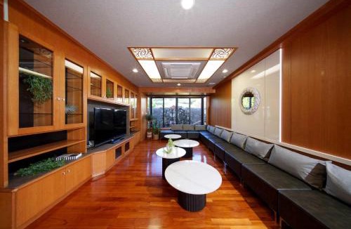 Naha Villa | クリスタルヴィラ金城