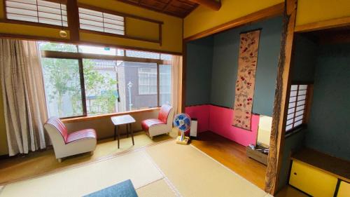 Sado House | ゲストハウス 華屋 (guest house HANAYA）