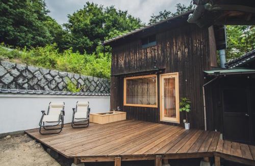 Sakaide Villa | サウナと星空の宿 癒しの静寂 瀬戸内一棟貸切 Sei-Jima Retreat