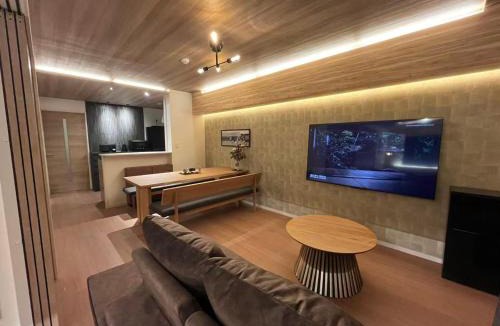 Dazaifu Apartment | ザ サウンドクレスト五条駅前25 The Sound Crest Gojo-Ekimae