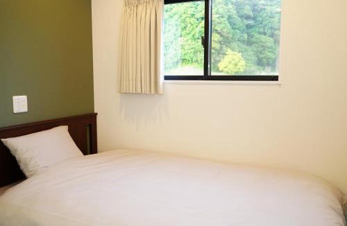 Ichihara Hotel | トレーラーホテル市原鶴舞インター店