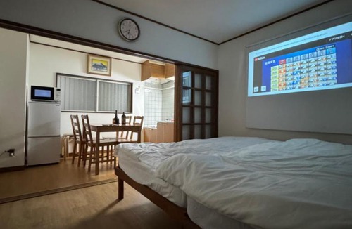 Honmachi Apartment | パレヴランシュ