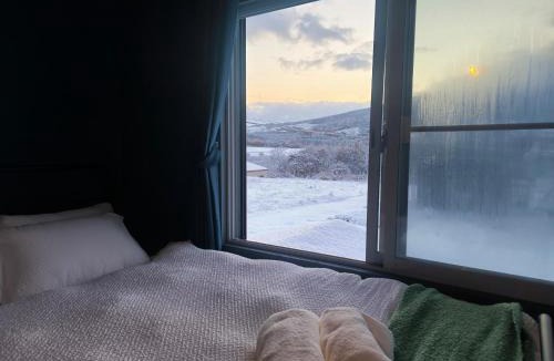 Rusutsu House | ルスツリゾート車5分大人数向け貸別荘RusutsuSkiStay111BBQ無料貸し出し花火OK