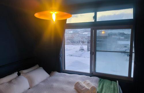 Rusutsu House | ルスツリゾート車5分大人数向け貸別荘RusutsuSkiStay111BBQ無料貸し出し花火OK