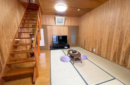 Yunokawa Onsen House | 一棟貸しの宿 松江の里