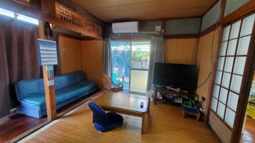 Amami Hostel | 一棟貸し 喜瀬しーばなゲストハウス -Traditional House Rent-