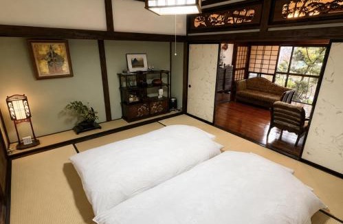 Nishikatsura Apartment | 三ツ峠の宿