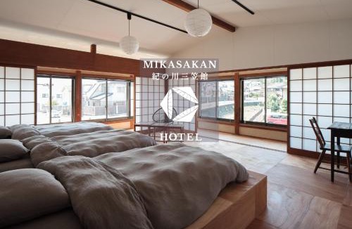 Kinokawa House | 三笠館Mikasakan 本館