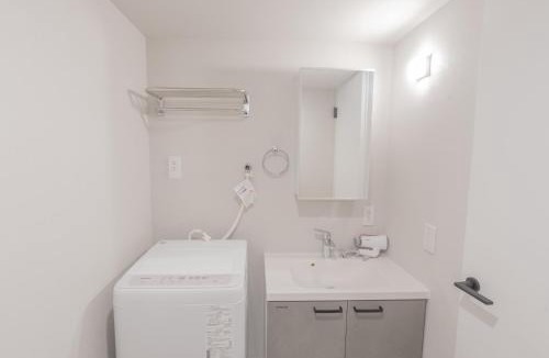 Kiyokawa Apartment | 上野浅草エリア好アクセス 交通至便 観光 ショッピング グルメに最適な清川ステイ Q e