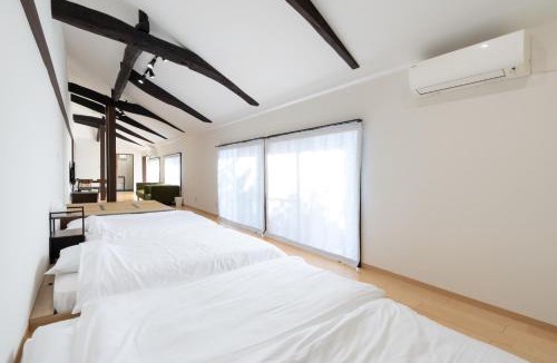 Goto Villa | 丘の上から海が見える一棟貸しヴィラ しまいろ長手