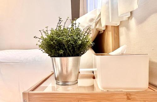 Yushima Apartment | 东京上野超级中心 设计师房间Yeoa 上野公园3分钟 车站1分钟 超级繁华 免费wifi 戴森吹风
