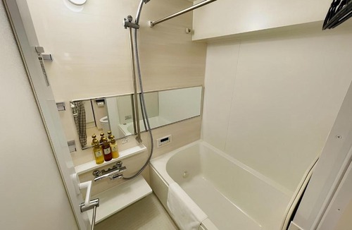 Tanimachi Apartment | 中央公館 Central Mansions