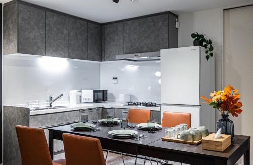 Suminoe Villa | 住吉月满-豪华全新一户建-住吉大社6分钟-关西机场直达40分-宽敞停车位-隔壁711超市