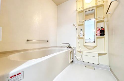 Nishi Villa | 元気 大阪市区日式三层独栋一户建 地铁站步行3分钟 阪神站 关西机场直达