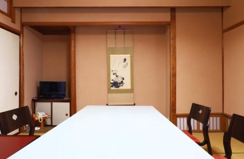 Fujinomiya Hotel | 割烹旅館小川荘