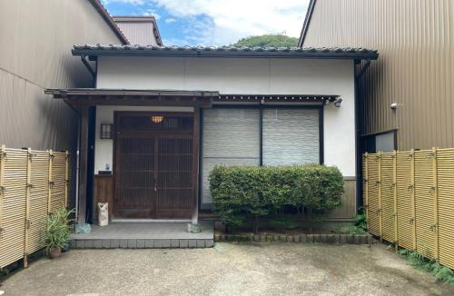 Yamanakaonsen Higashimachi Apartment | 匠と昊 Naru Sora