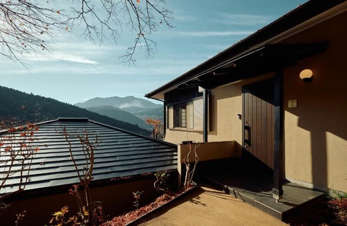 Hakone House | 千日箱根 SEN-NICHI Hakone 大涌谷を望む絶景宿