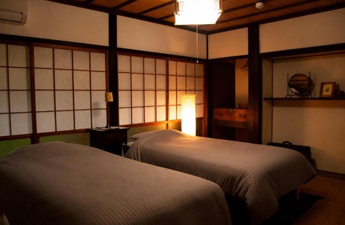 Nakabaru House | 古民家体験 貸別荘 vacation rental 星園-hoshiniwa-
