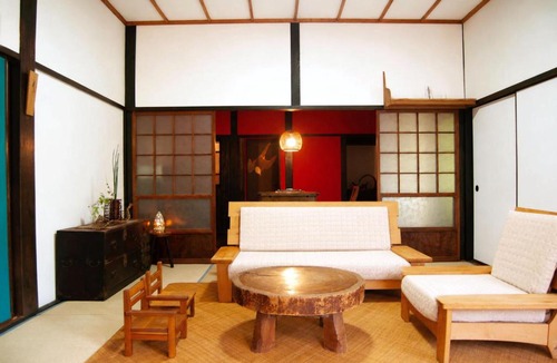 Nakabaru House | 古民家宿 星園-hoshiniwa-