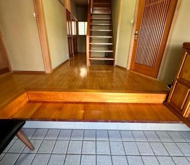 Fuyuto Villa | 吉祥莊位于高山市内 有一千平方的园林 可远眺日本的阿尔卑斯山脉 四季景色绝佳 可接待9人入住 免费停车