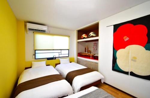 Kurashiki Apartment | 和楽器の宿 むつの音