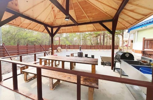 Tsumagoi House | 団体歓迎バーベキュー焚火自動麻雀卓本格カラオケ付 北軽井沢大型貸別荘7寝室5浴室18人以上相談可能